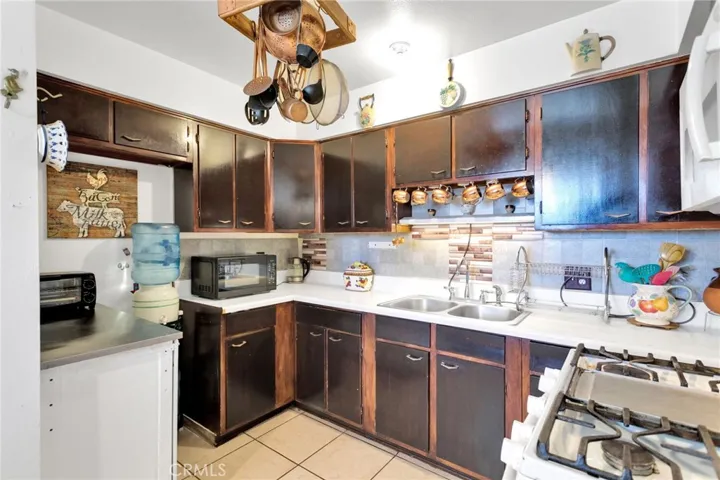 8012 Cottonwood Avenue, Hesperia, California 92345