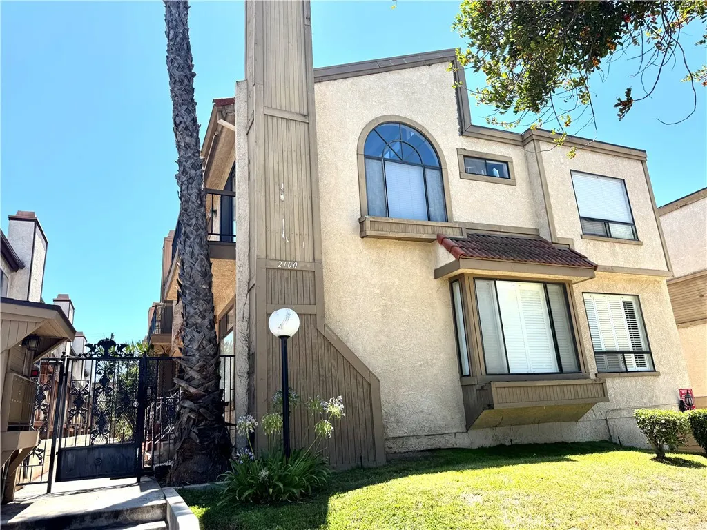 2100 Cedar Street G, Alhambra, California 91801, 3 Bedrooms Bedrooms, ,3 BathroomsBathrooms,Residential Lease,For Rent,Cedar,WS25166211