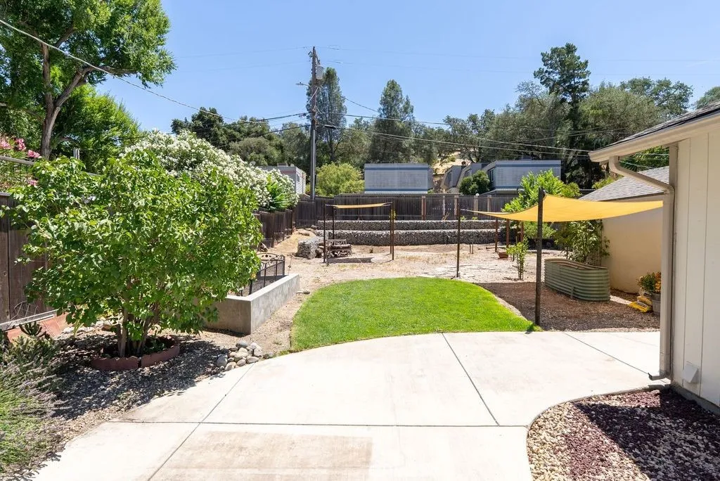 144 12th Street, Paso Robles, California 93446 home-pic-32