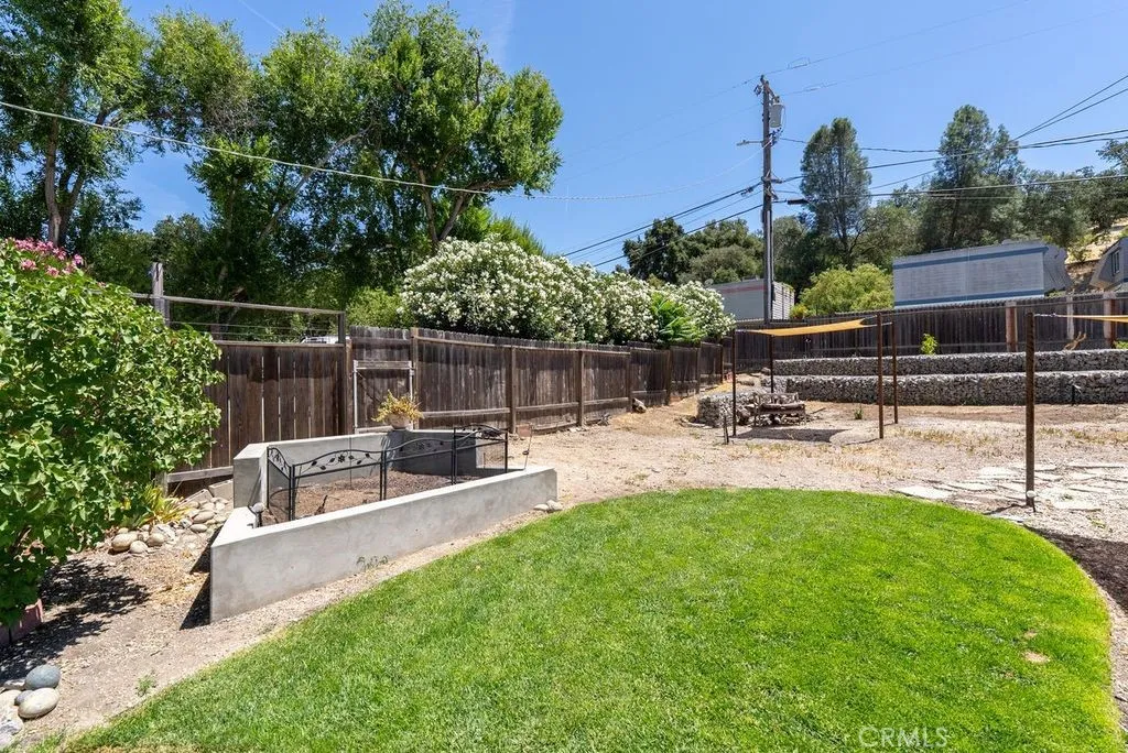 144 12th Street, Paso Robles, California 93446 home-pic-37