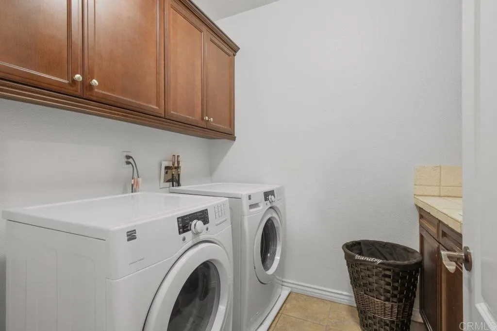 2917 Babbling Brook Road, Chula Vista, California 91914 home-pic-35