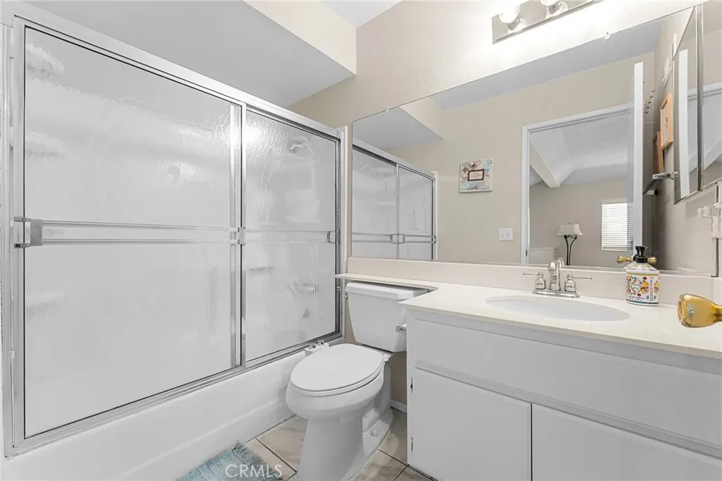 1173 Fairway Oaks Avenue, Banning, California 92220 home-pic-30