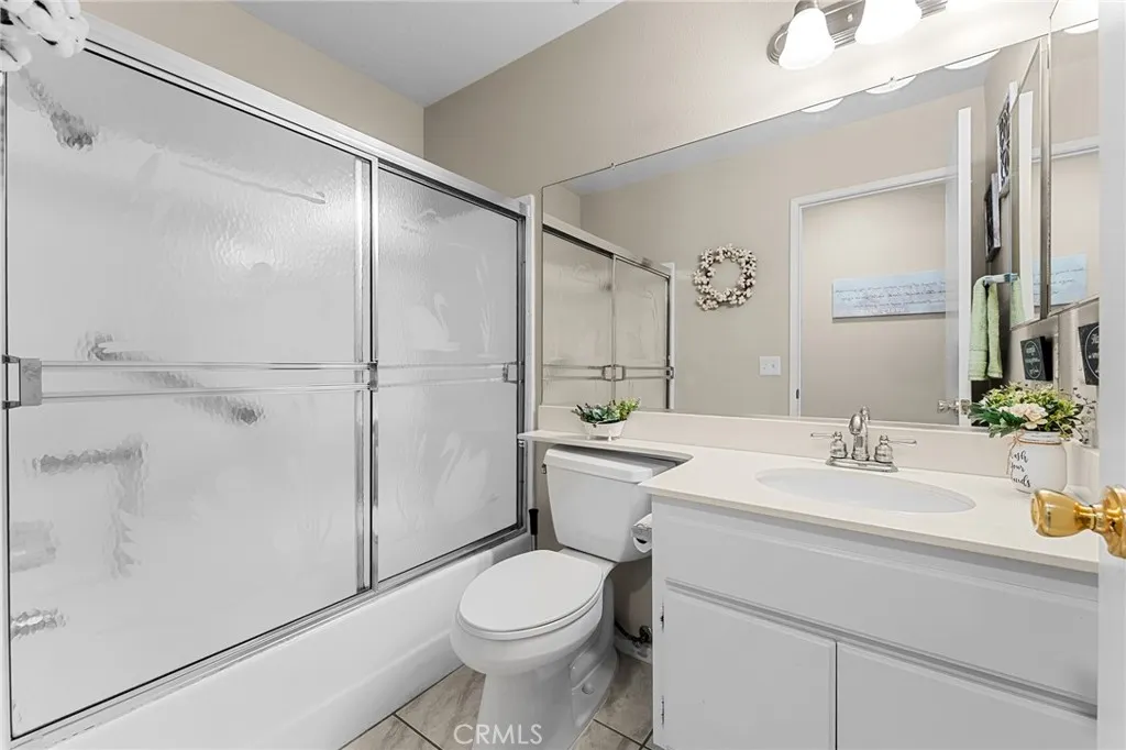 1173 Fairway Oaks Avenue, Banning, California 92220 home-pic-20