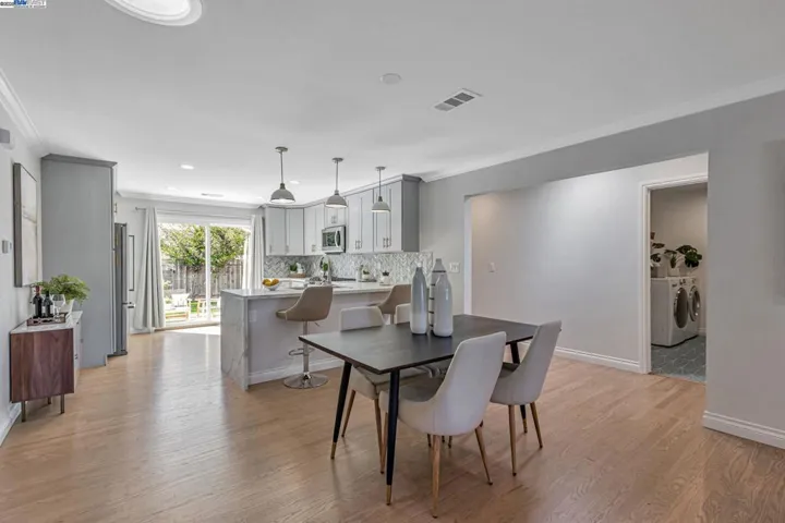 581 Kirk Ave, Sunnyvale, California 94085