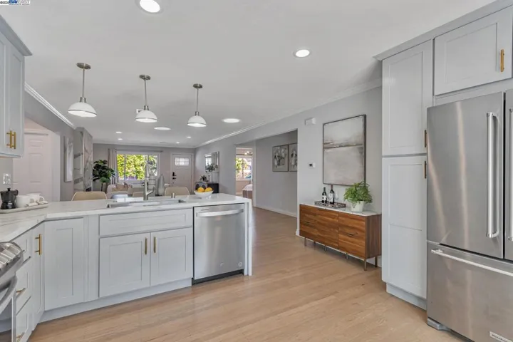 581 Kirk Ave, Sunnyvale, California 94085