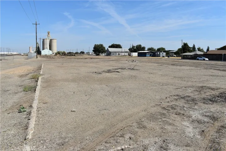 430 Front, Chowchilla, California 93610 — photo 4