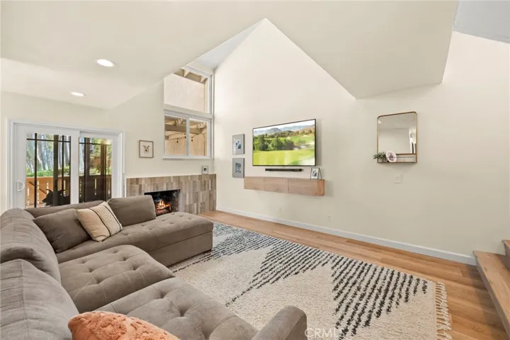 6519 E Camino Vista 4, Anaheim Hills, California 92807
