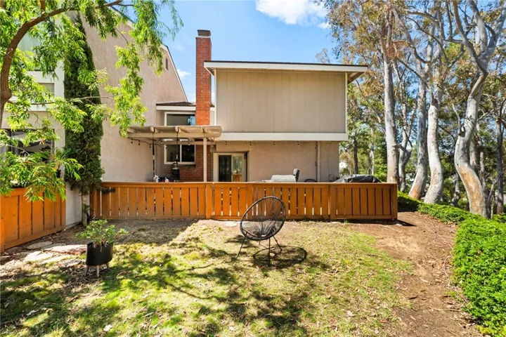 6519 E Camino Vista 4, Anaheim Hills, California 92807