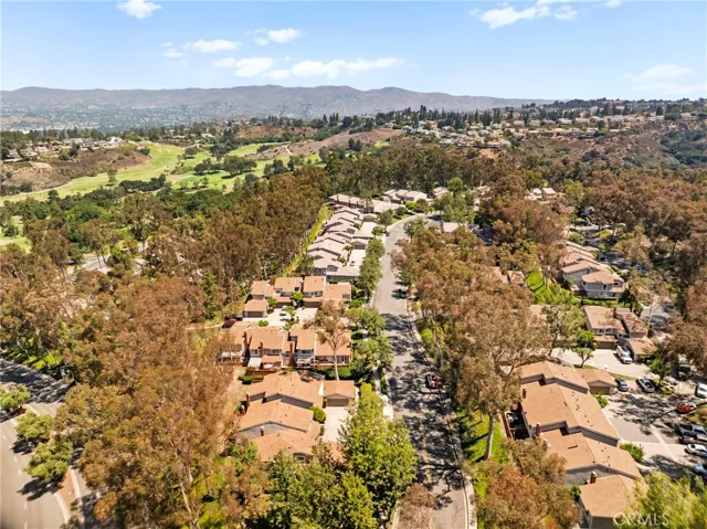 6519 E Camino Vista 4, Anaheim Hills, California 92807