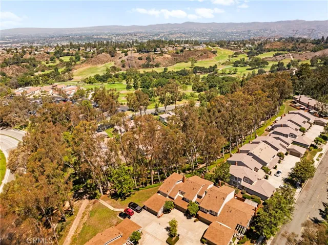 6519 E Camino Vista 4, Anaheim Hills, California 92807
