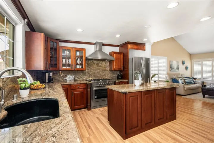 4353 E Bluewater Circle, Anaheim Hills, California 92807