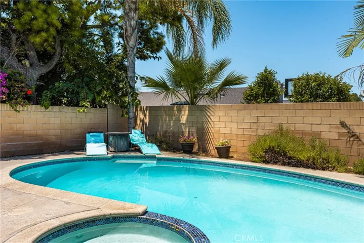 4353 E Bluewater Circle, Anaheim Hills, California 92807