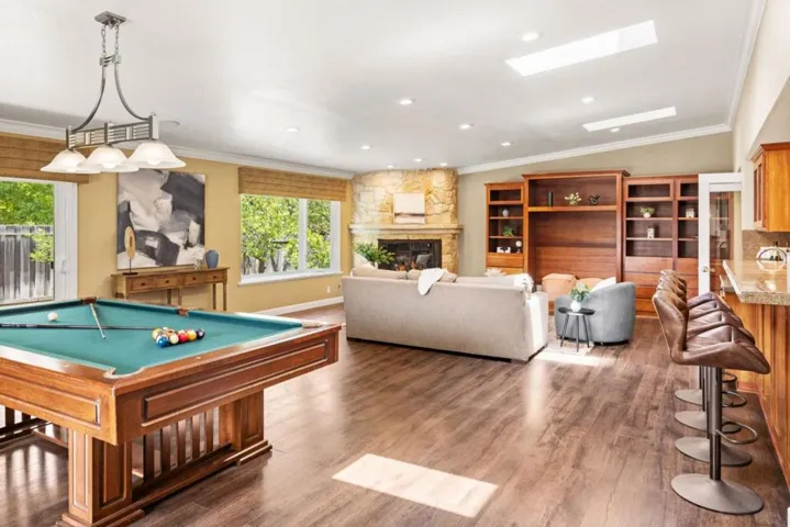 22820 Bravo Place, Salinas, California 93908