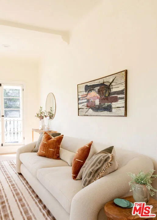 2838 Potomac Avenue, Los Angeles, California 90016 home-pic-9