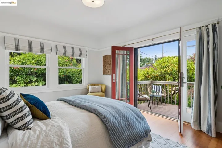 1778 Pleasant Valley Ave, Oakland, California 94611