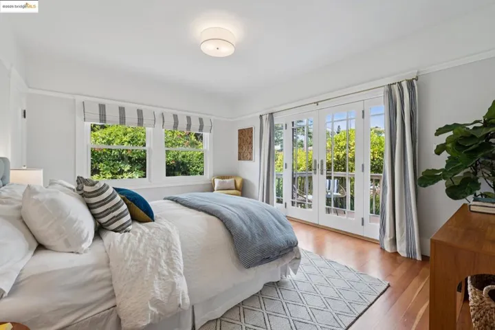 1778 Pleasant Valley Ave, Oakland, California 94611