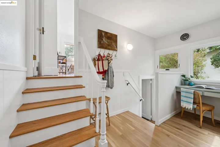 1778 Pleasant Valley Ave, Oakland, California 94611