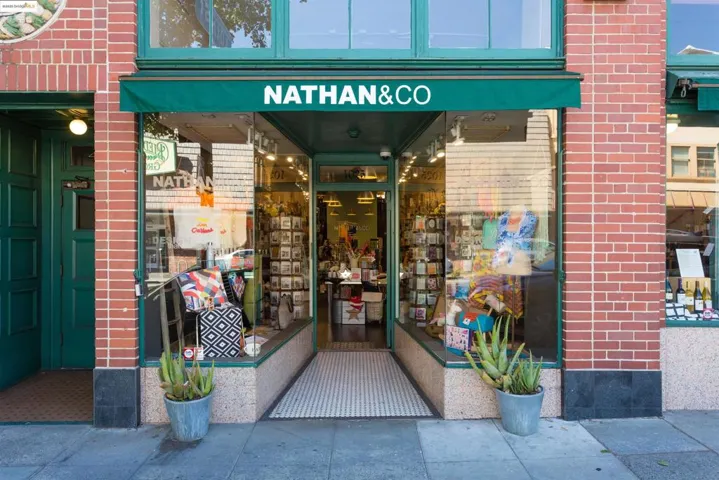 1778 Pleasant Valley Ave, Oakland, California 94611