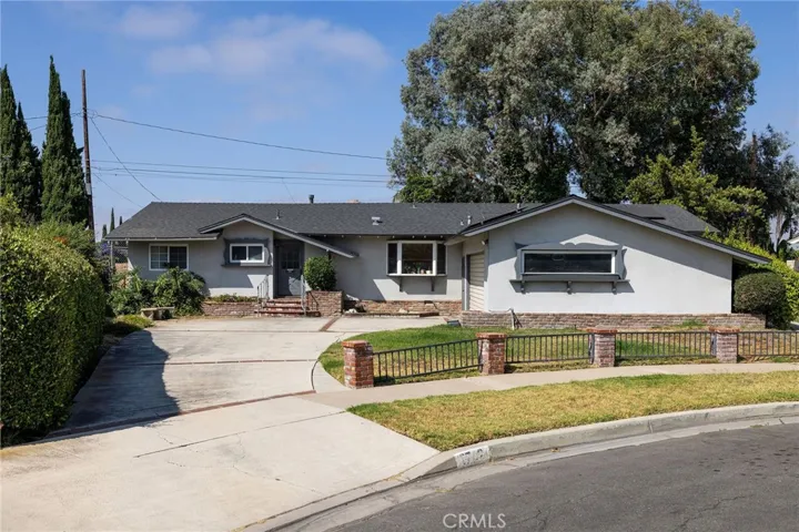 1752 Bent Twig Lane, Tustin, California 92780