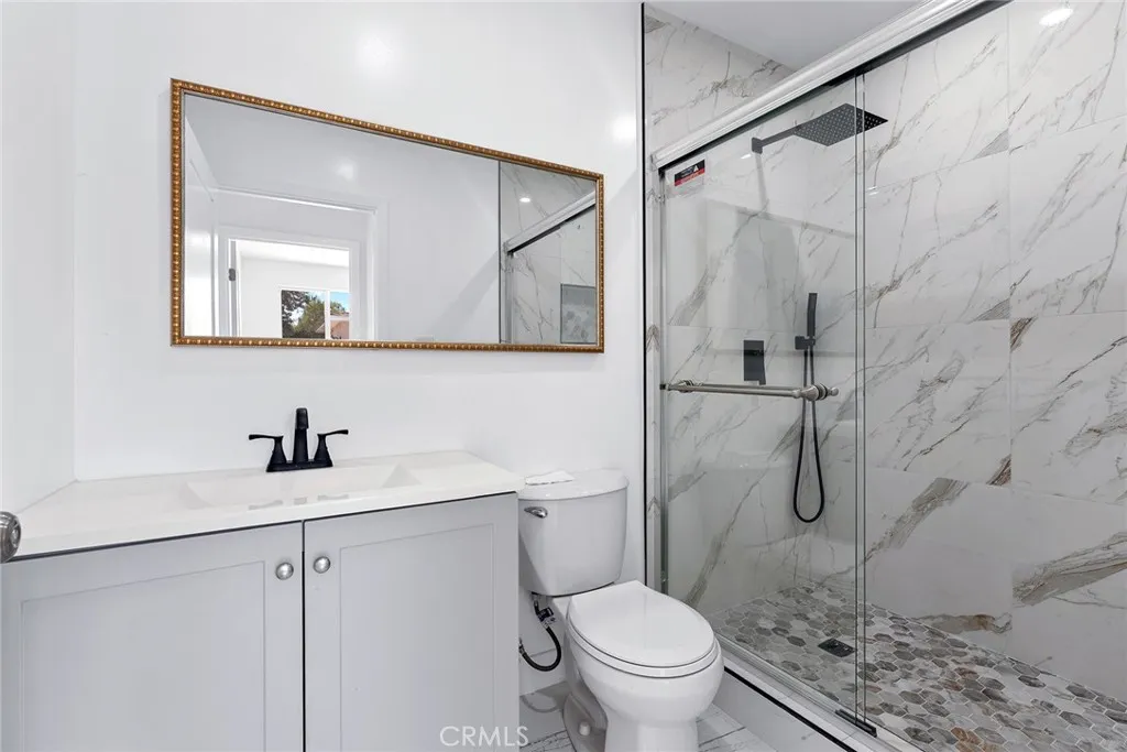 22723 Leonora Drive, Woodland Hills, California 91367 home-pic-27