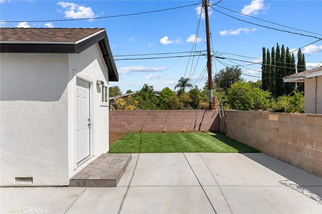 22723 Leonora Drive, Woodland Hills, California 91367 home-pic-29