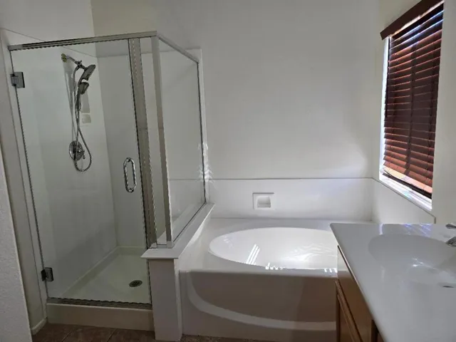 CB Oval Tub