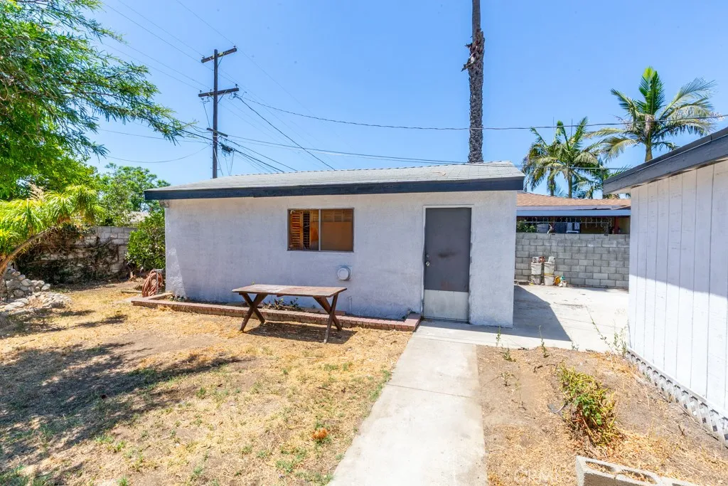 924 E H Street, Ontario, California 91764 home-pic-28