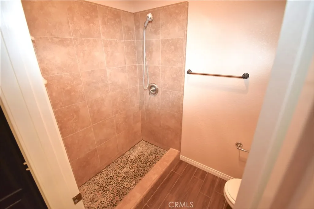 13074 Greensboro Road, Victorville, California 92395 home-pic-16