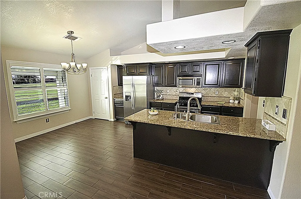 13074 Greensboro Road, Victorville, California 92395 home-pic-7