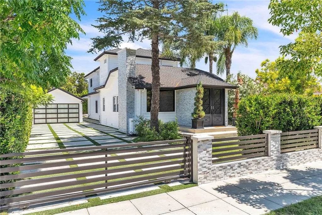 238 S Lincoln Street, Burbank, California 91506 home-pic-0