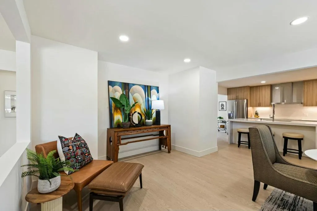 45715 Verba Santa Drive, Palm Desert, California 92260 home-pic-4