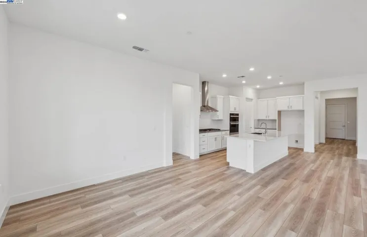 17702 Brightwood Avenue, Lathrop, California 95330