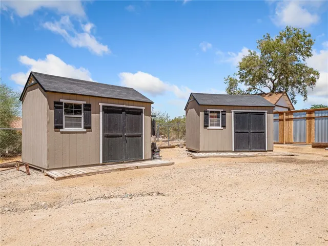 16986 Ouray Road, Apple Valley, California 92307