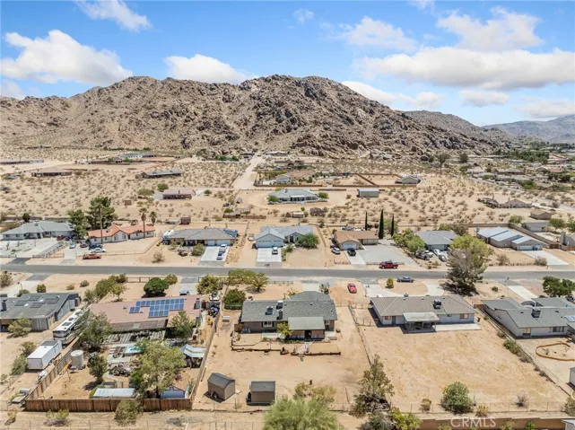 16986 Ouray Road, Apple Valley, California 92307