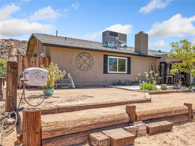 16986 Ouray Road, Apple Valley, California 92307