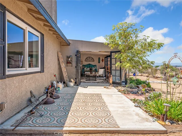 16986 Ouray Road, Apple Valley, California 92307