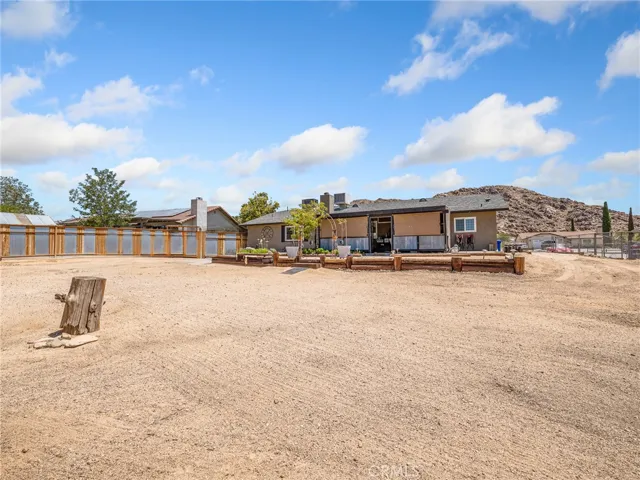 16986 Ouray Road, Apple Valley, California 92307