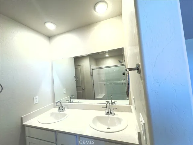 primary 2 sinks
