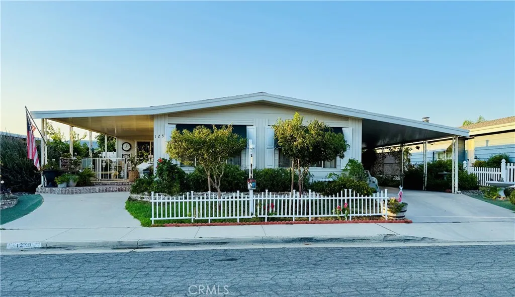 1250 Cabrillo, Hemet, California 92543, 3 Bedrooms Bedrooms, ,2 BathroomsBathrooms,Residential,For Sale,Cabrillo,CV25173273