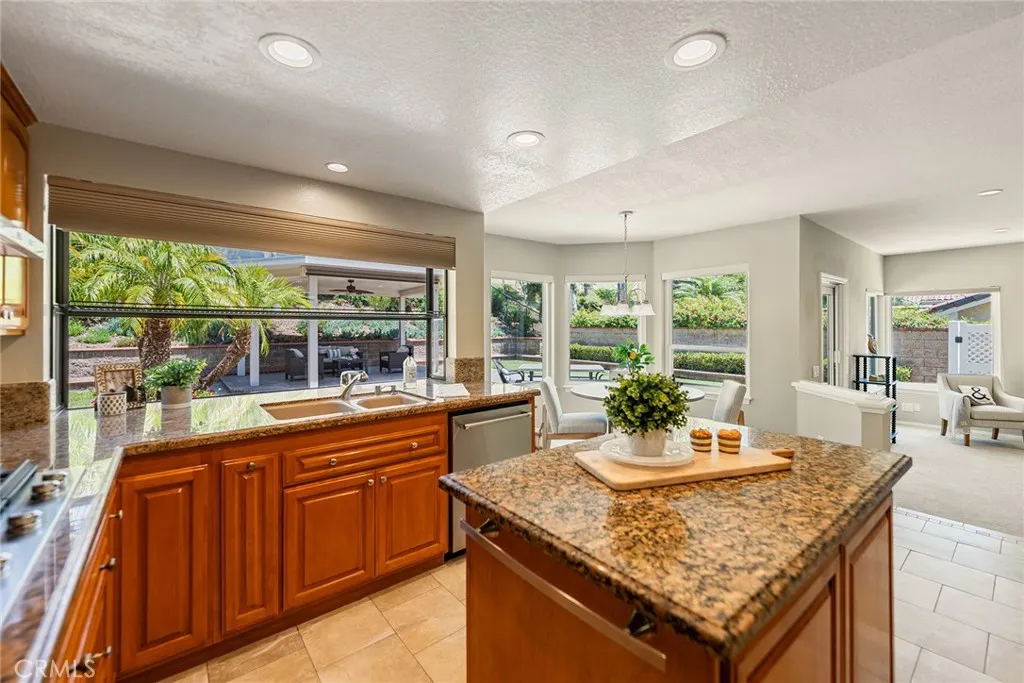 6335 E Smokey Avenue, Orange, California 92867 home-pic-18