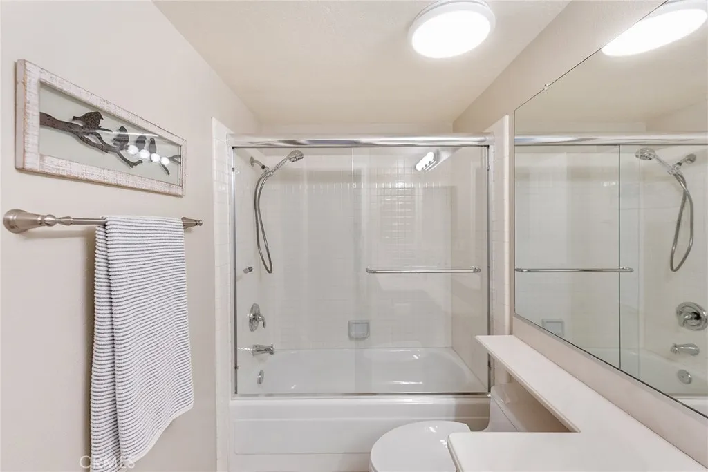 6335 E Smokey Avenue, Orange, California 92867 home-pic-16