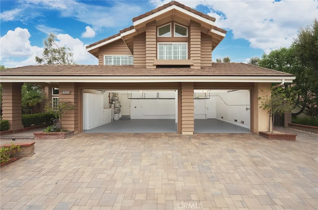 6335 E Smokey Avenue, Orange, California 92867 home-pic-66