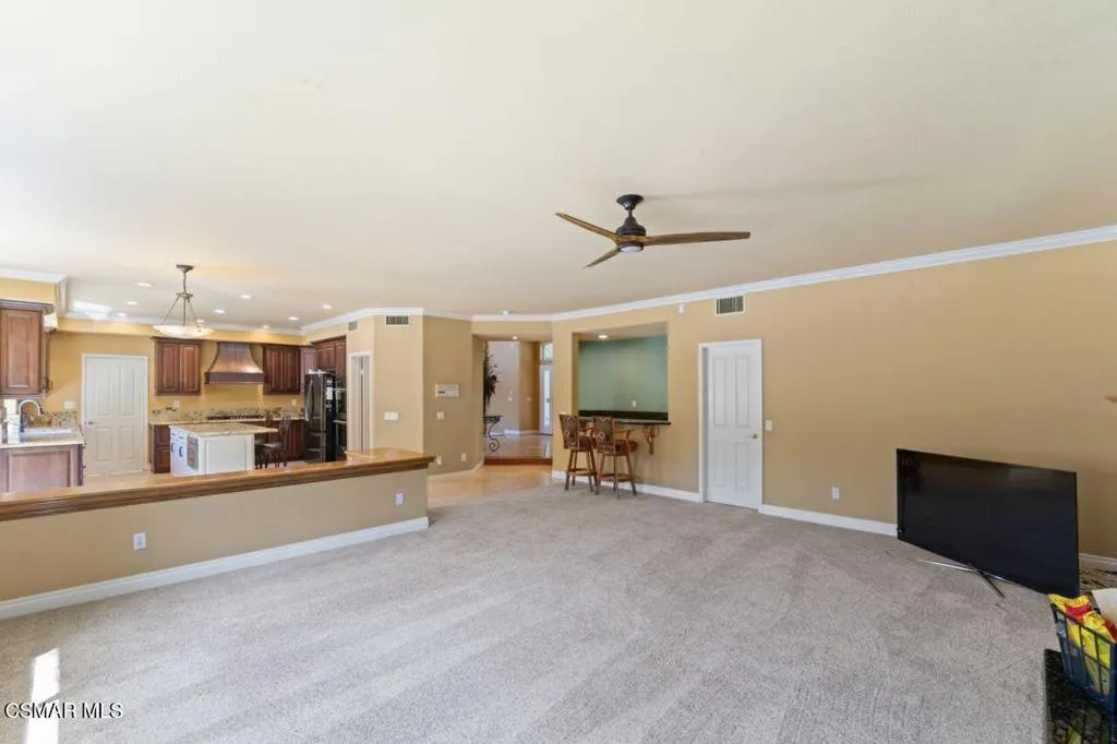 64 Highland Road, Simi Valley, California 93065 home-pic-20