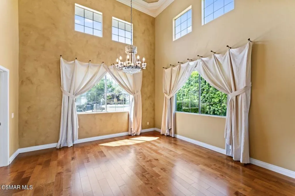 64 Highland Road, Simi Valley, California 93065 home-pic-9