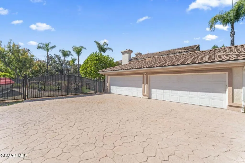 64 Highland Road, Simi Valley, California 93065 home-pic-3