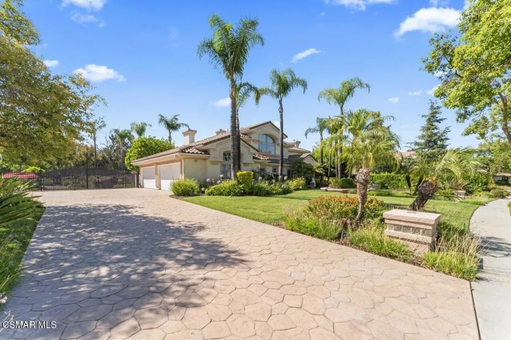 64 Highland Road, Simi Valley, California 93065 home-pic-2