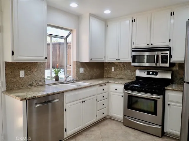 4355 Oak Glen Street, Calabasas, California 91302