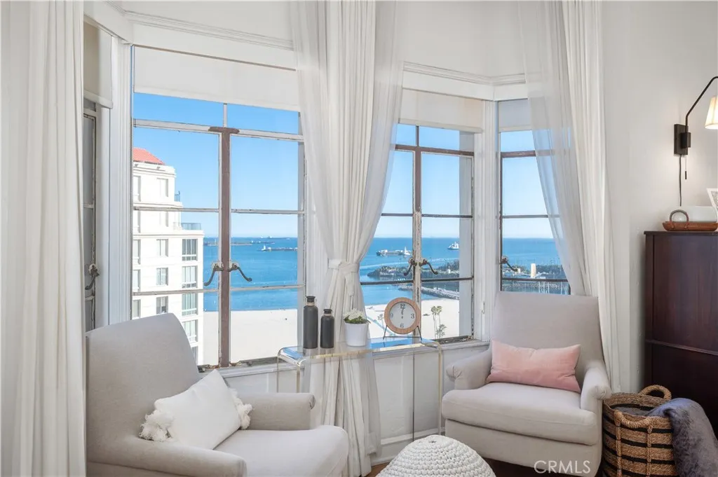 800 E Ocean Blvd 1405, Long Beach, California 90802, 1 Bedroom Bedrooms, ,1 BathroomBathrooms,Residential,For Sale,Ocean Blvd,DW25172949