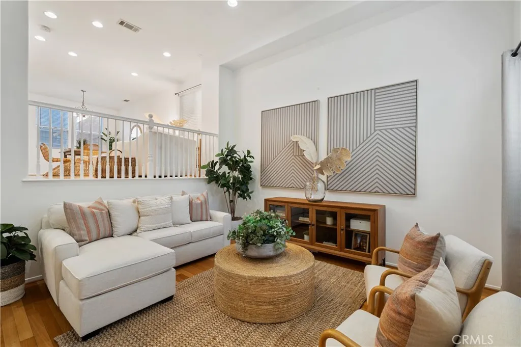 25481 Dodge Avenue 12, Harbor City, California 90710 home-pic-0