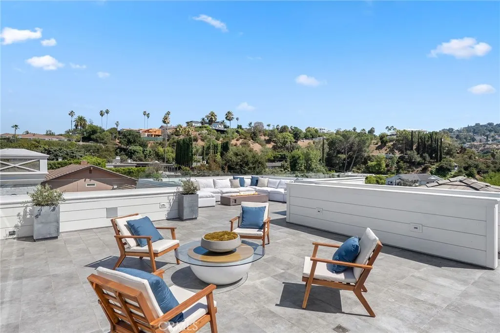 16630 Oldham Place, Encino, California 91436 home-pic-68